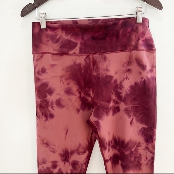 SAGE Maroon Tie Dye Print High Waisted Cropped 7/8 Length Leggings Size XL - Picture 2 of 7